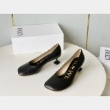 Loewe Toy pump in goatskin