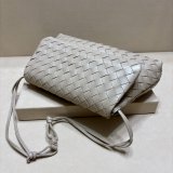 New Bottega Veneta Giorno Shoulder bag