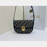 Christian Dior Dior Oblique Jacquard Médaillon Flap 3922 Bag