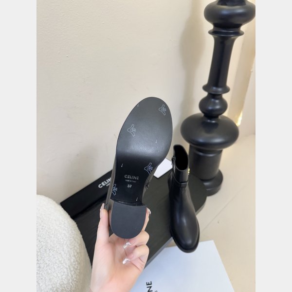 CELINE GARANCE TRIOMPHE STRAP BOOT IN CALFSKIN