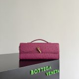 Women's Andiamo Clutch in Ostrich Vein