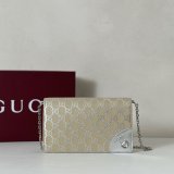 Gucci GG Emblem Wallet 853716/820692/819122/819121