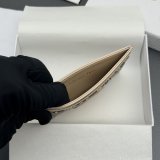 dior 30 Montaigne Freesia cardholder S2152